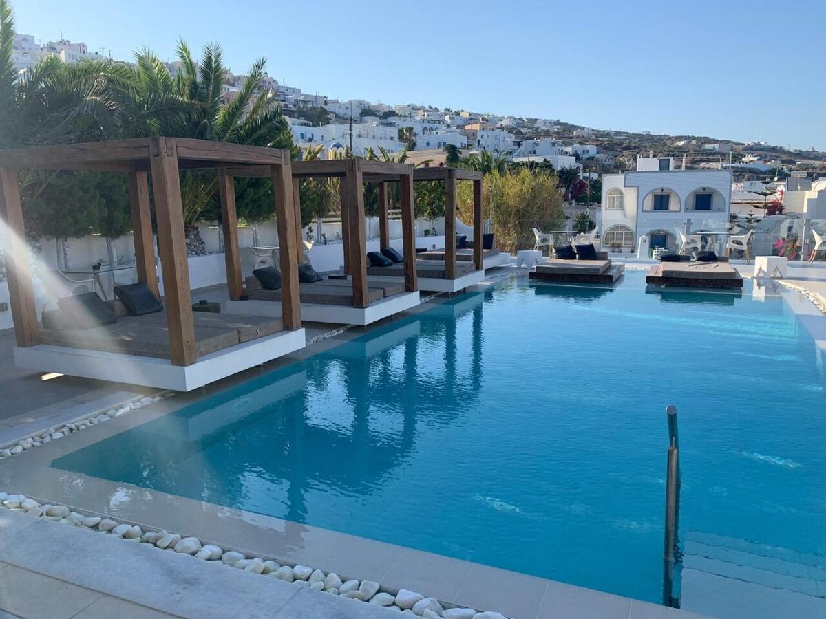 Callia Retreat Suites - Adults Only Fira  Eksteriør billede