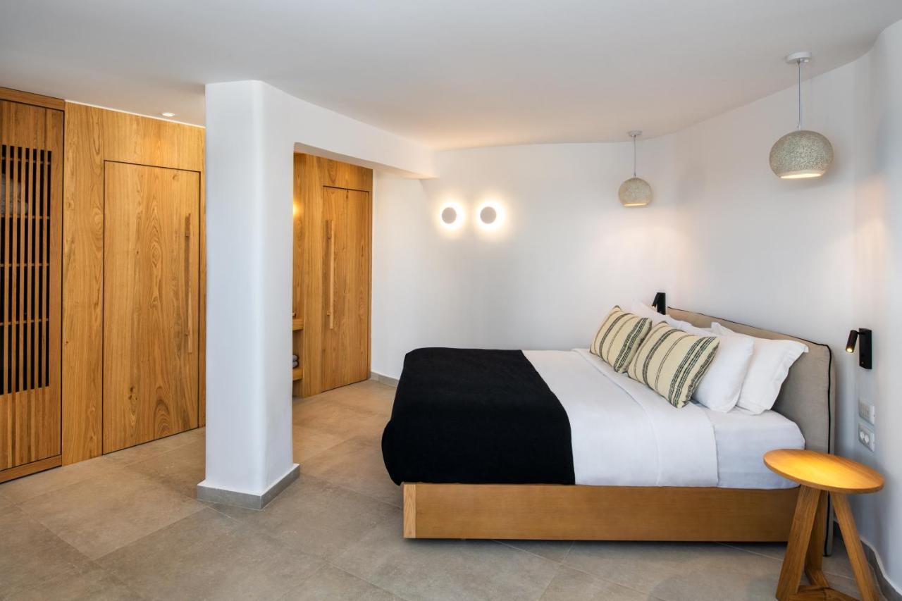Callia Retreat Suites - Adults Only Fira  Eksteriør billede