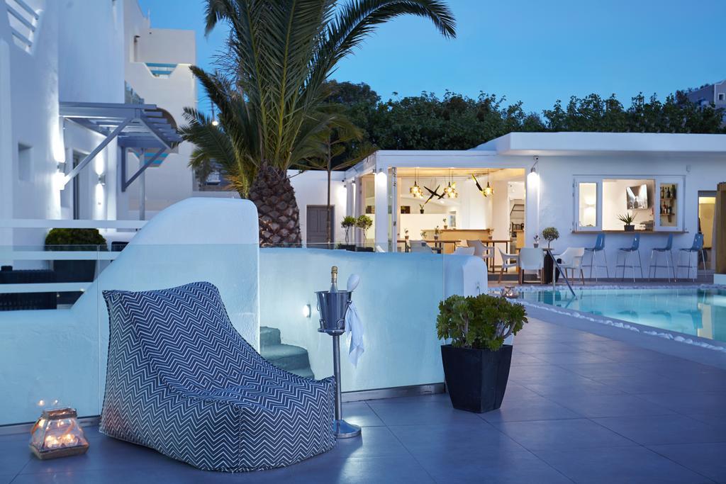 Callia Retreat Suites - Adults Only Fira  Eksteriør billede