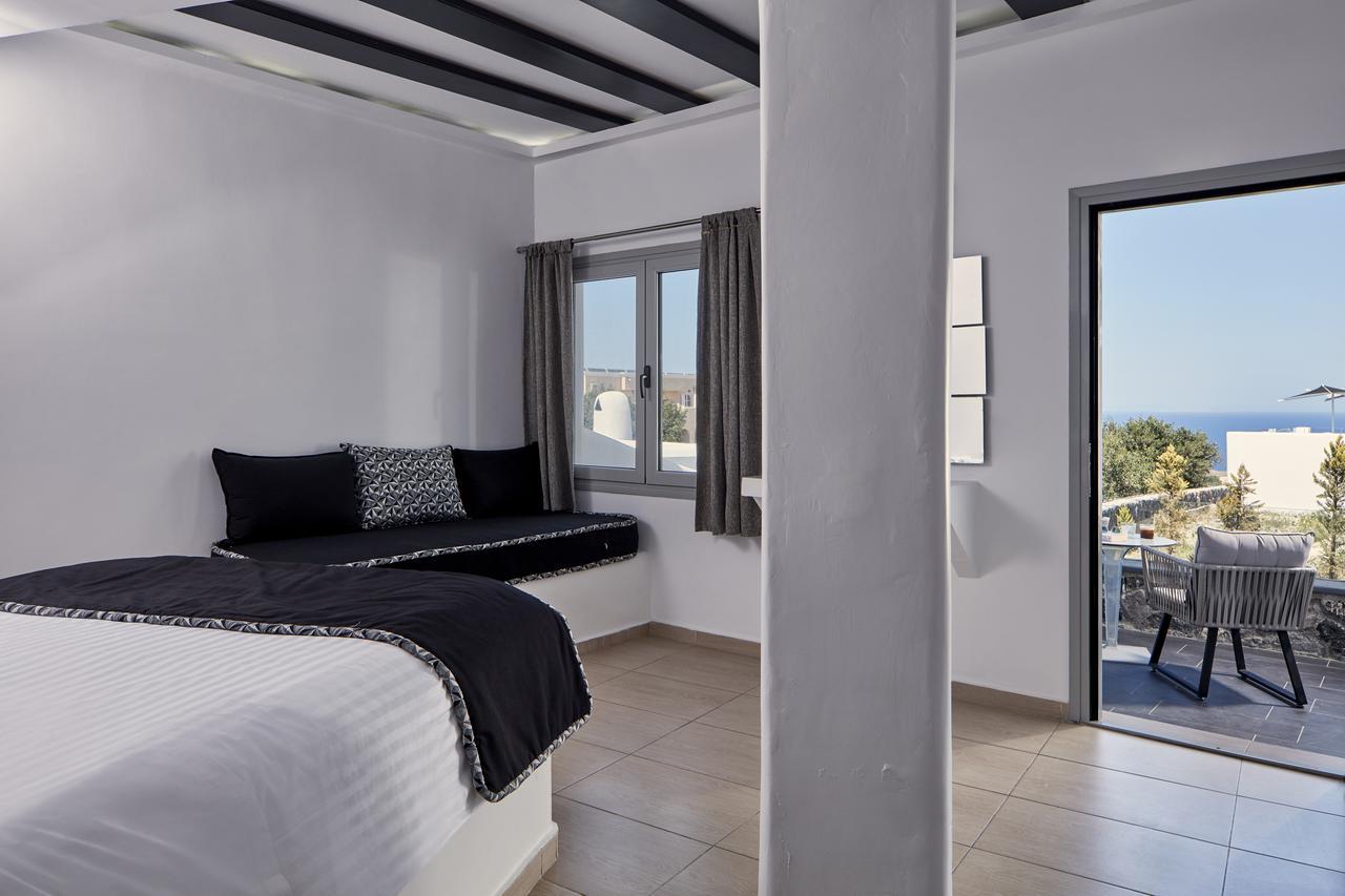 Callia Retreat Suites - Adults Only Fira  Eksteriør billede