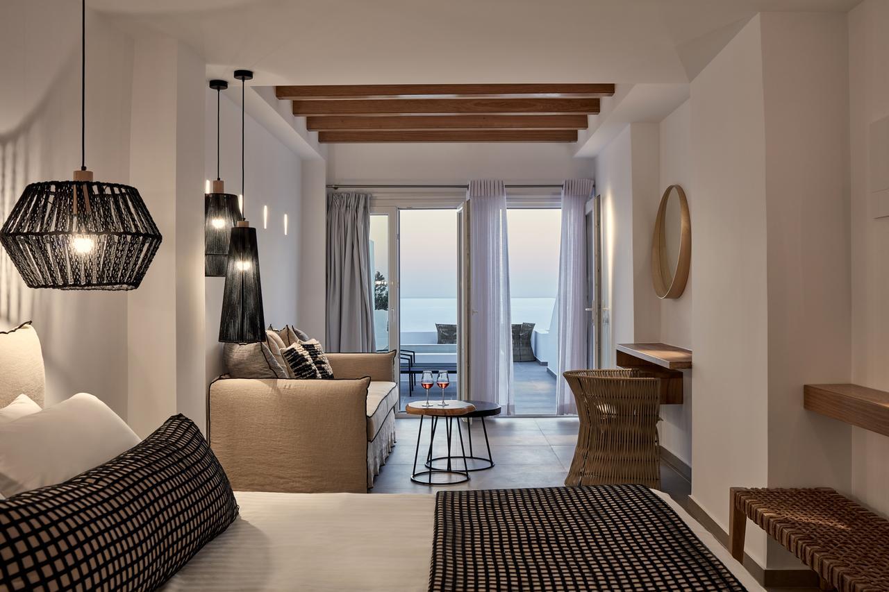 Callia Retreat Suites - Adults Only Fira  Eksteriør billede